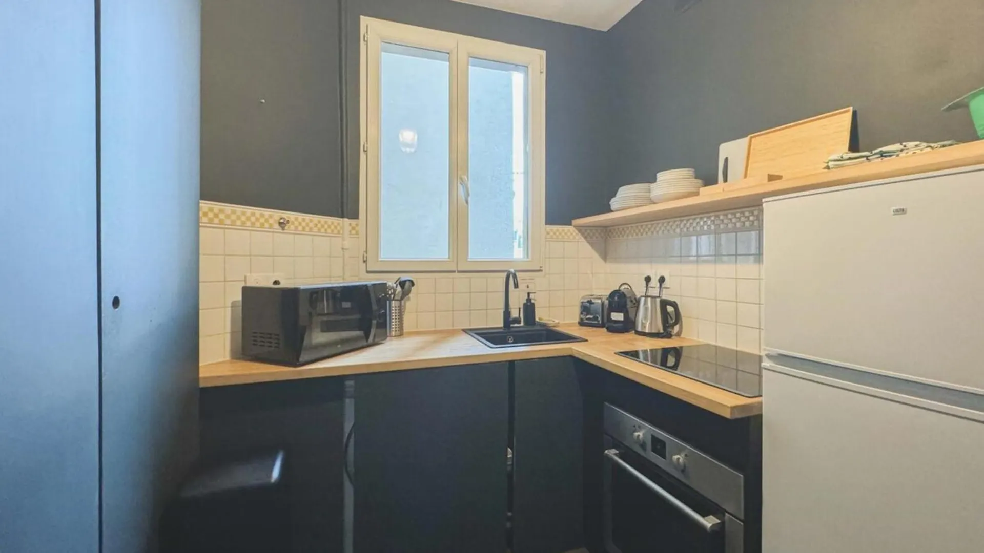 Flexliving - Whole Flat - Lamarck Apartment *